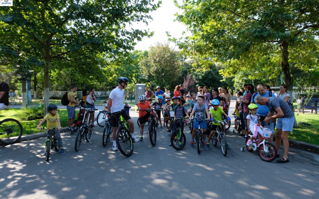 SuperEroi pentru Viață cu Scoala Velo